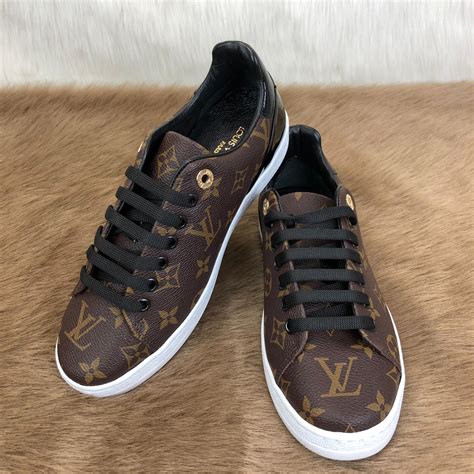 scarpe louis vuitton uomo 2016|louis vuitton sneakers.